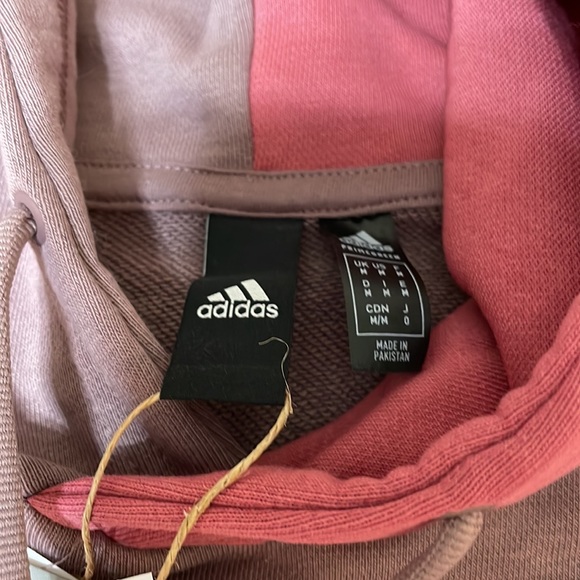 Adidas super snazzy hoodie NEW, smoke free home!! - Picture 4 of 6